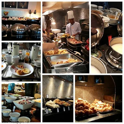 Hilton Phuket Arcadia Resort and Spa - Breakfast
