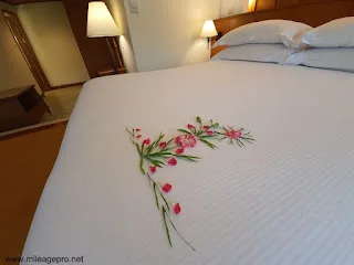 Hilton Phuket Arcadia Resort and Spa - Bed